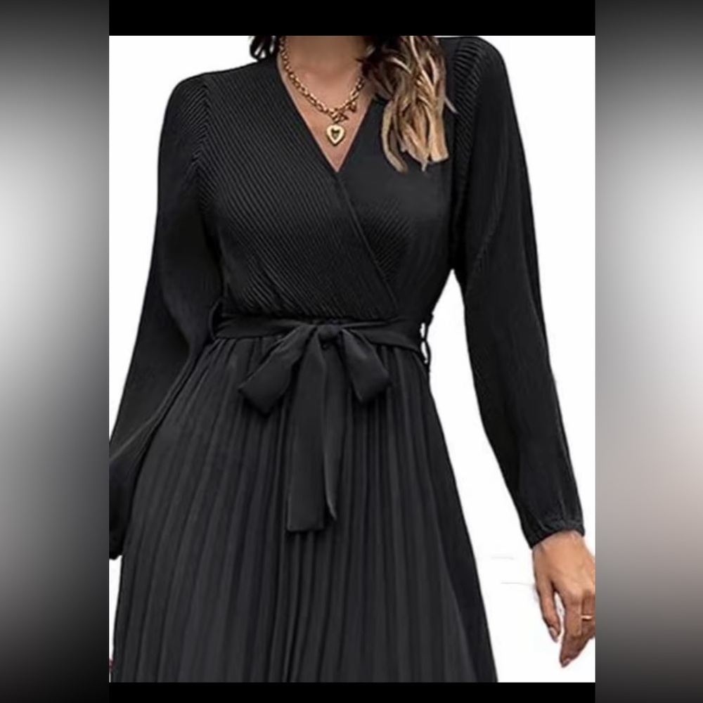 Pleated long sleeve v neck dress tie waist